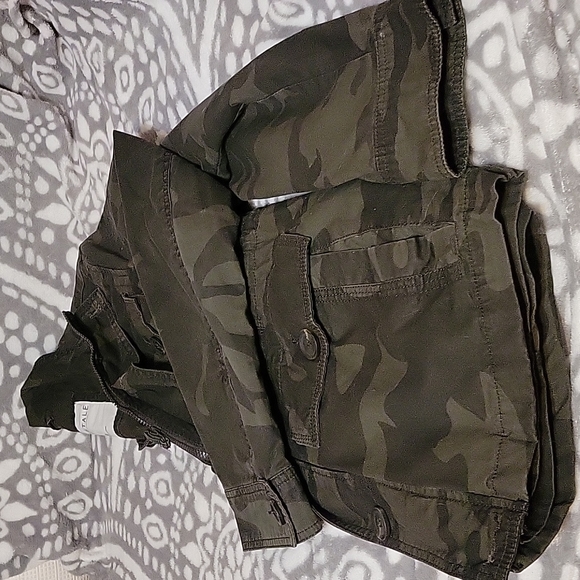 Mens or womans army jacket -Aeropostale, sm. - Picture 6 of 6